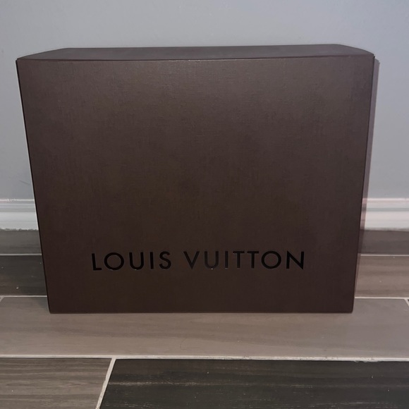 Louis Vuitton Handbags - Louis Vuitton Box